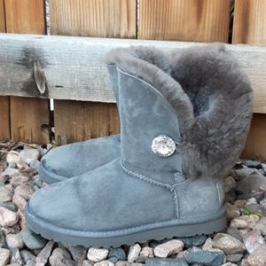UGG bailey bling button short gray leather boots